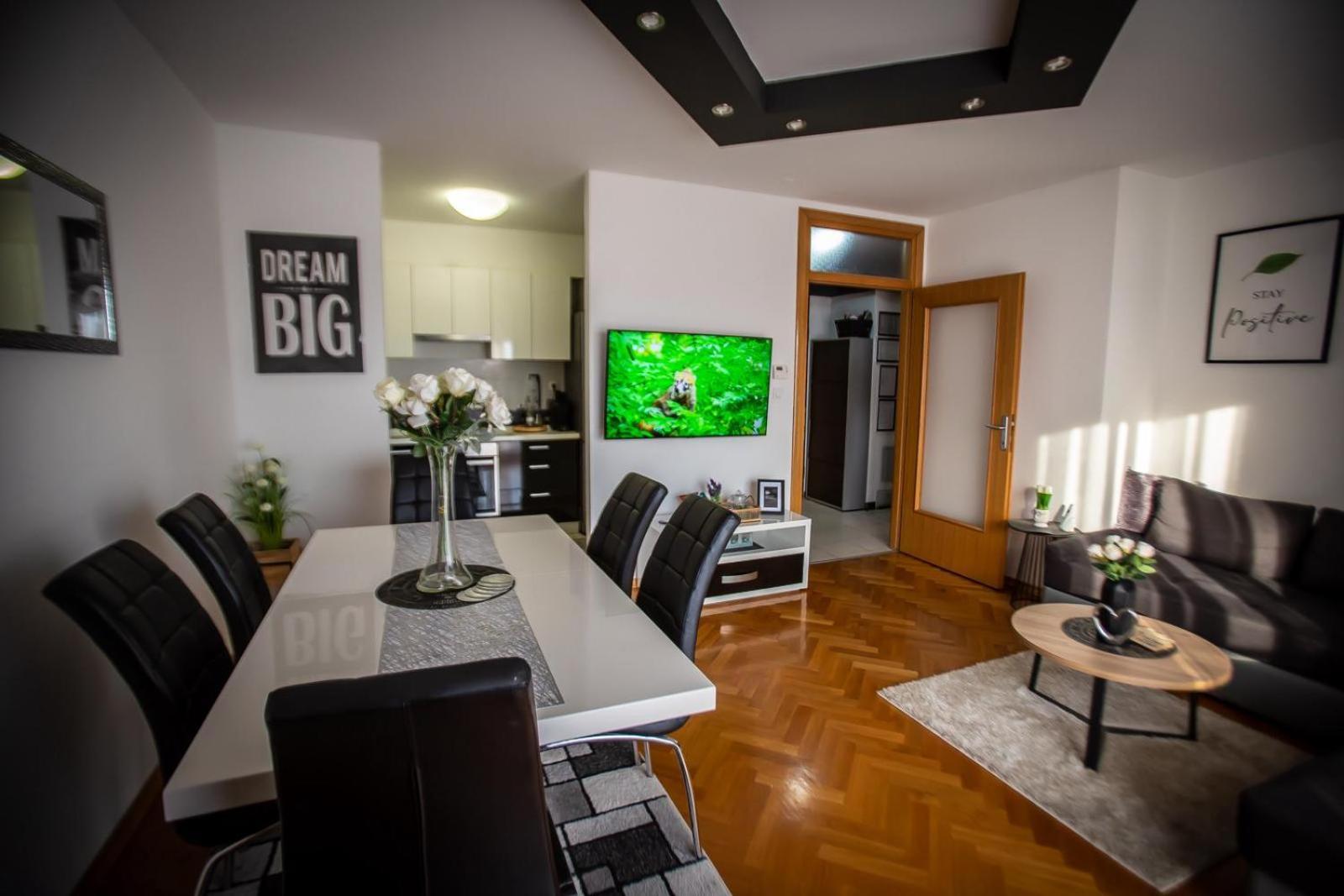 Apartman Elly Slavonski Brod Esterno foto